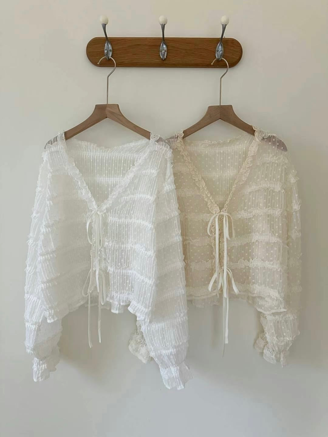 Lovely dot dot blouse(2 colors)