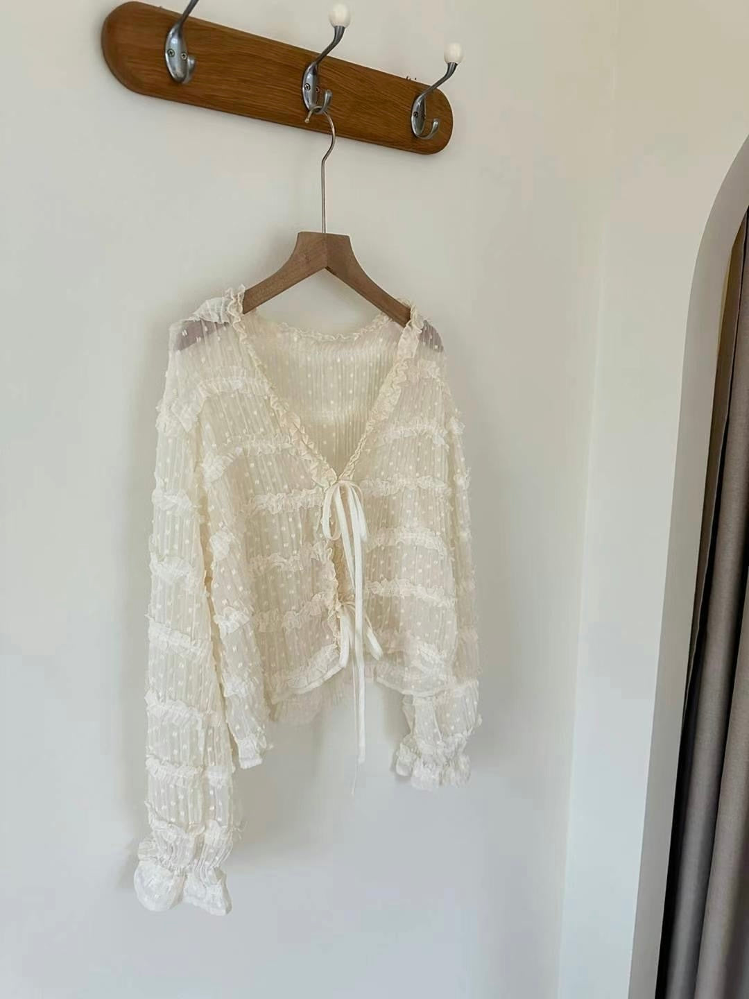 Lovely dot dot blouse(2 colors)