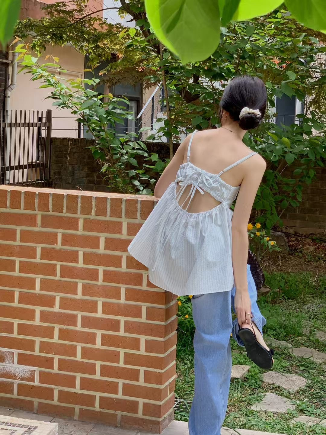 Natural bustier