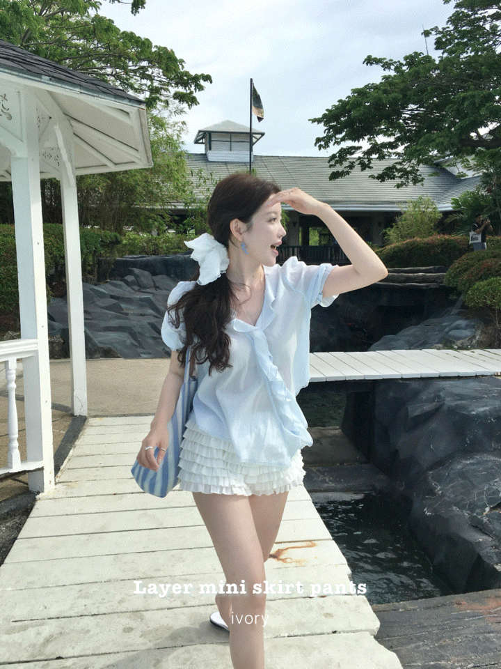 Layer mini skirt pants