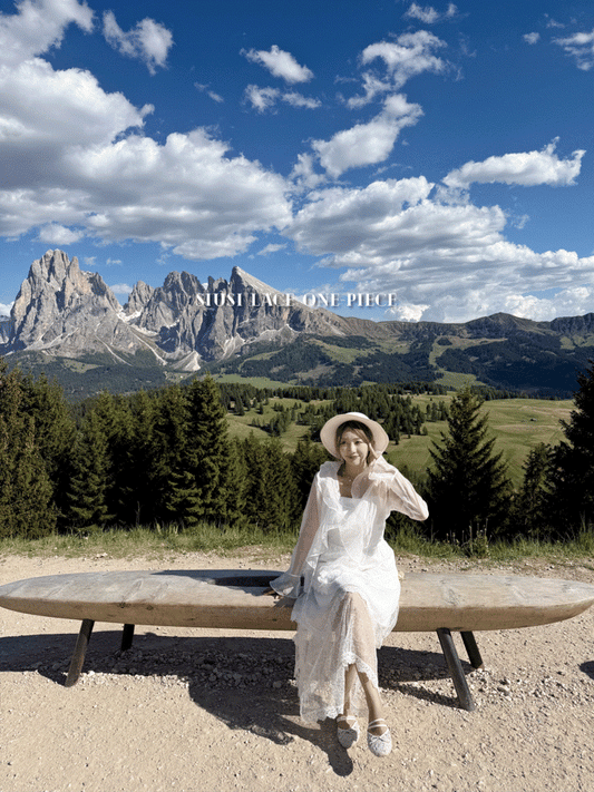 Siusi lace one-piece