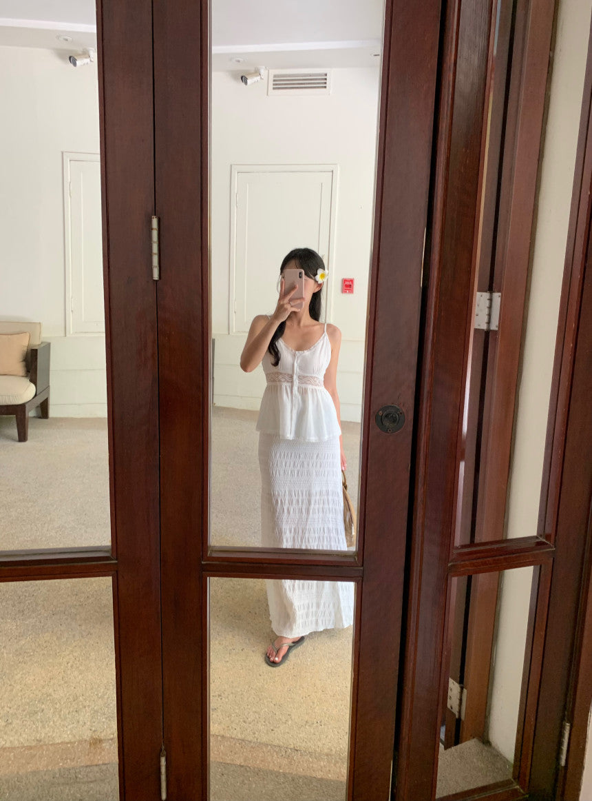 Slit long skirt