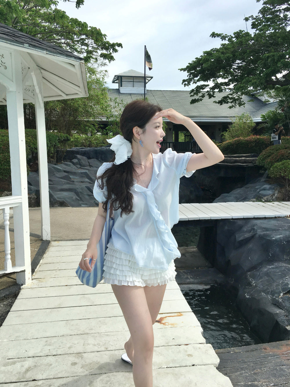 Layer mini skirt pants