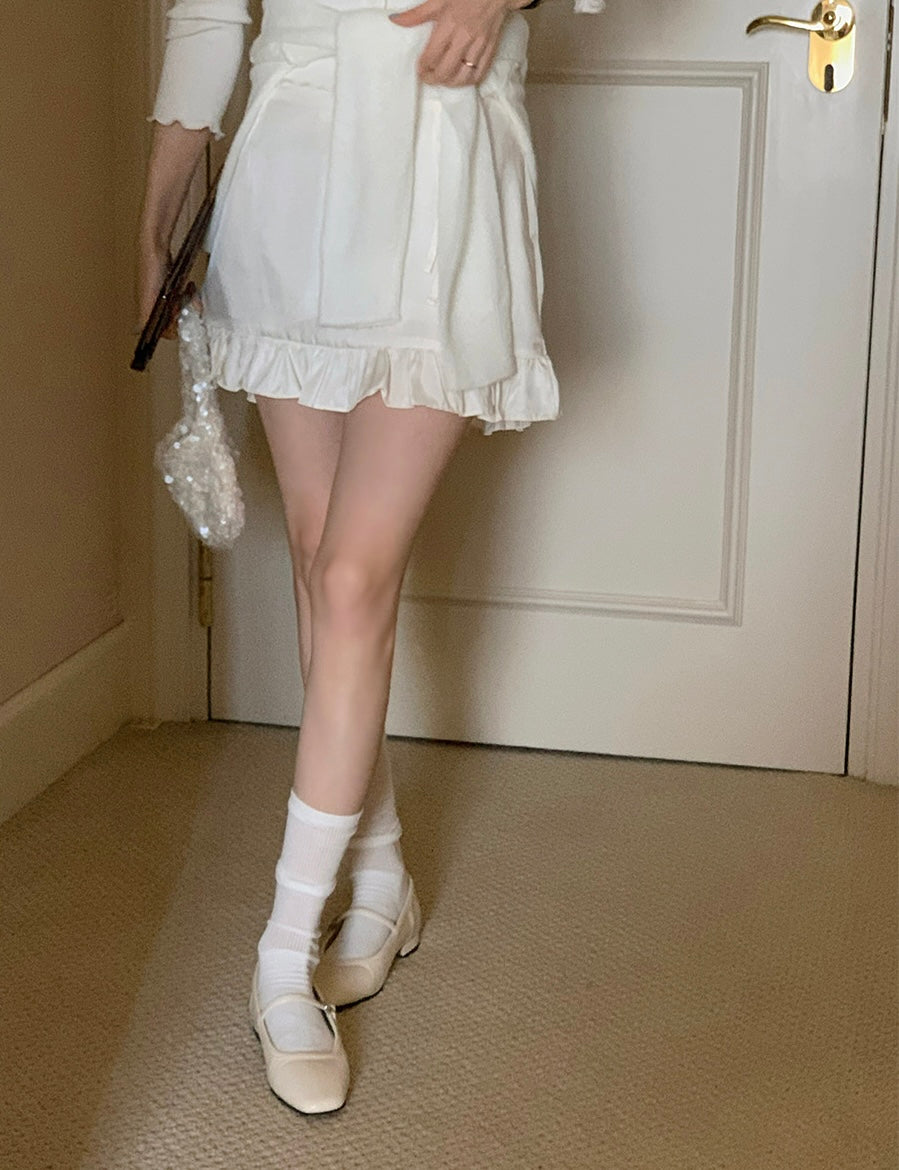 Floor off-shoulder tee