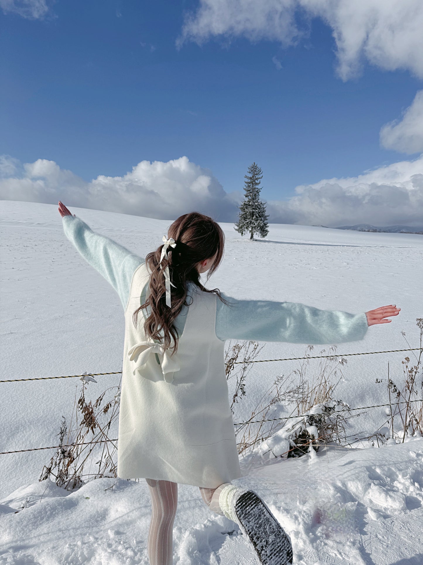 The first snow knit/ops