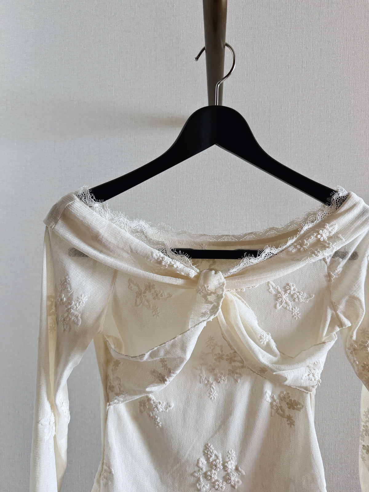 V lace top