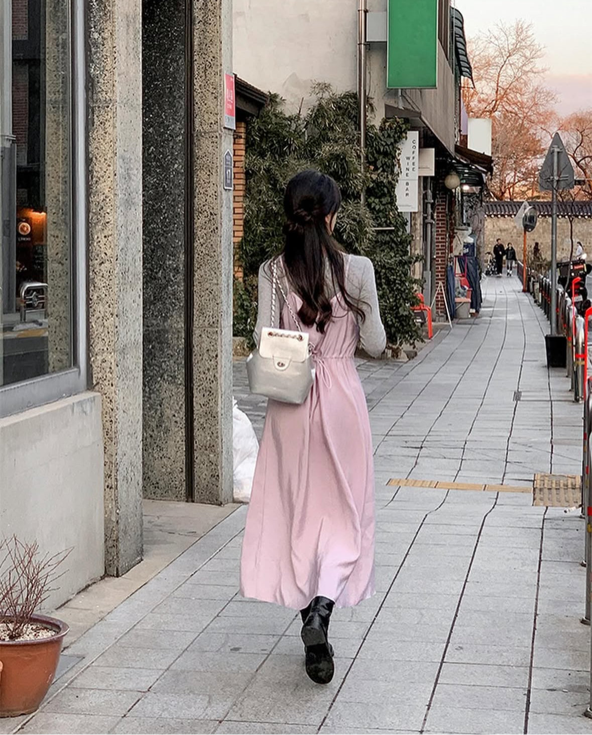 Per string long dress