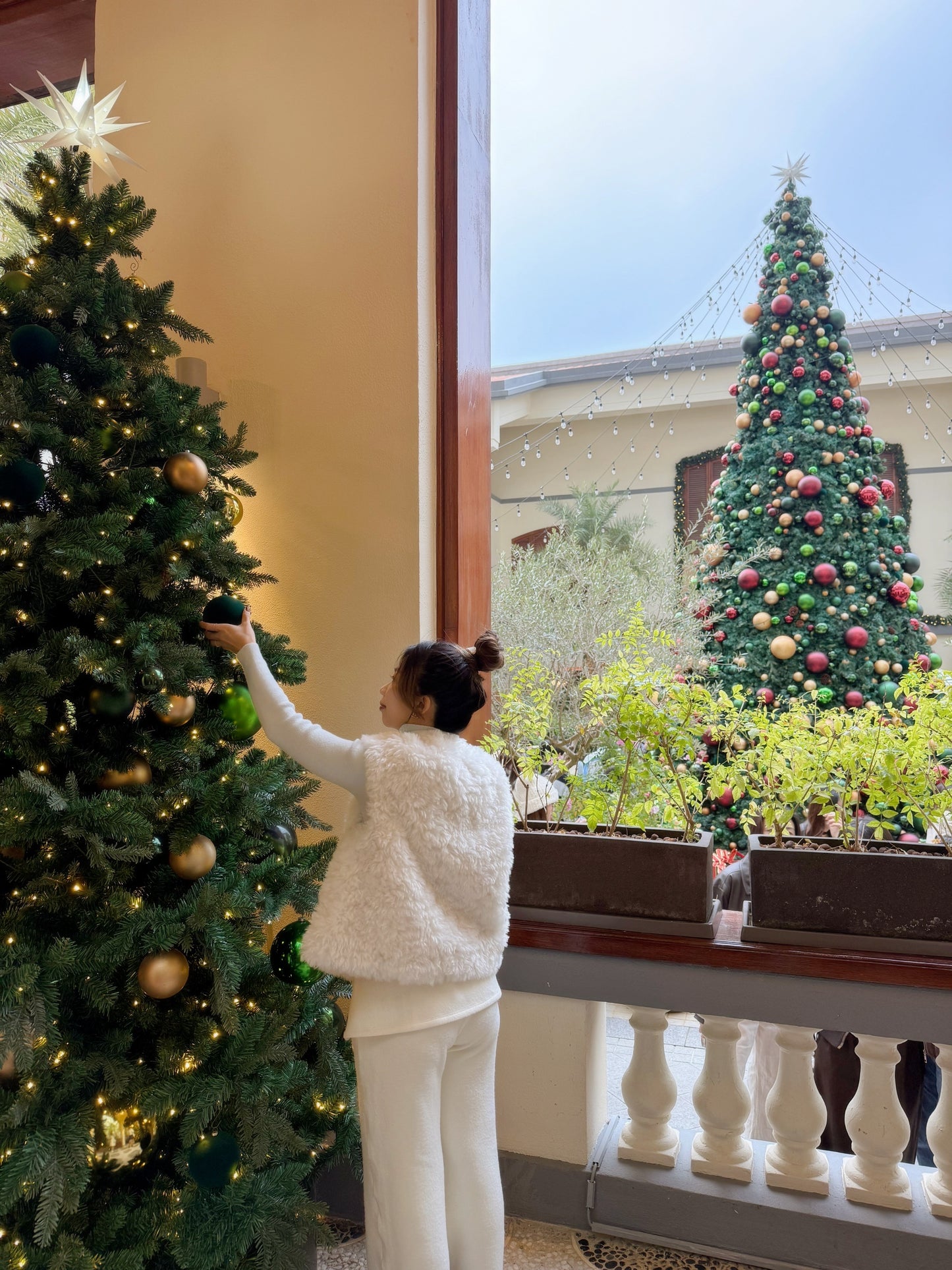 White christmas vest