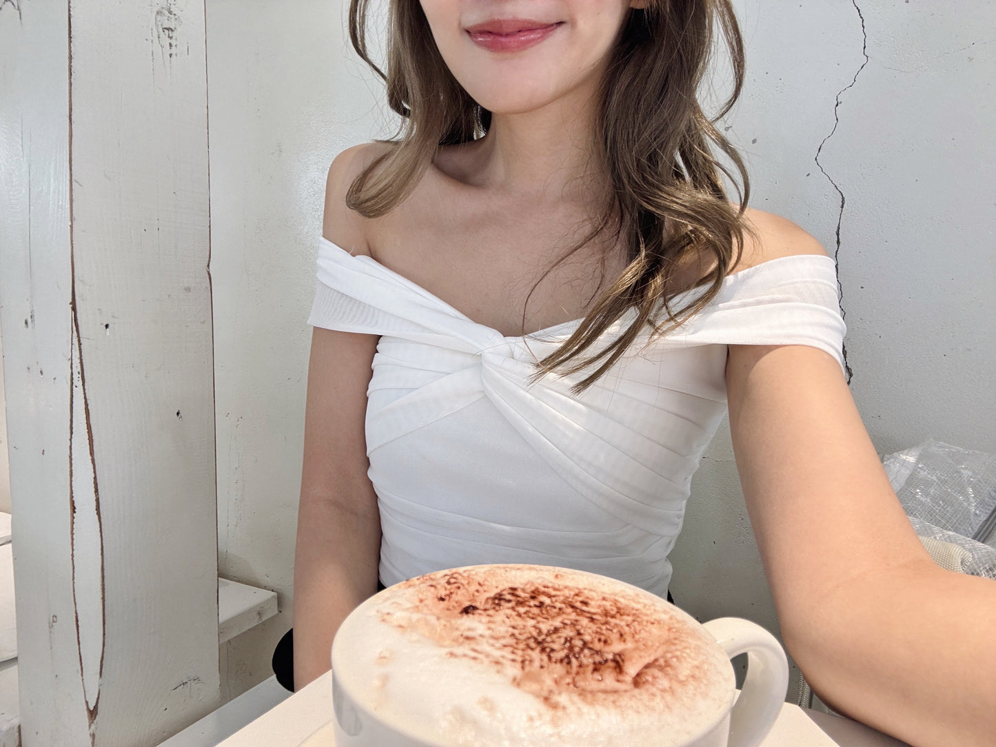 Air ribbon top