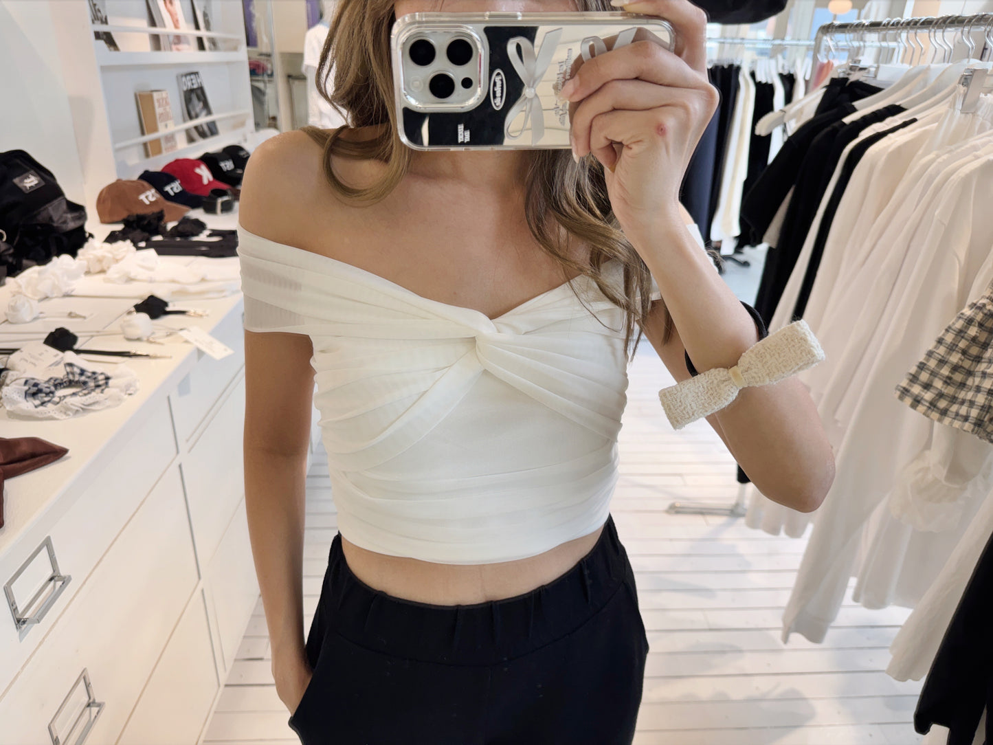 Air ribbon top