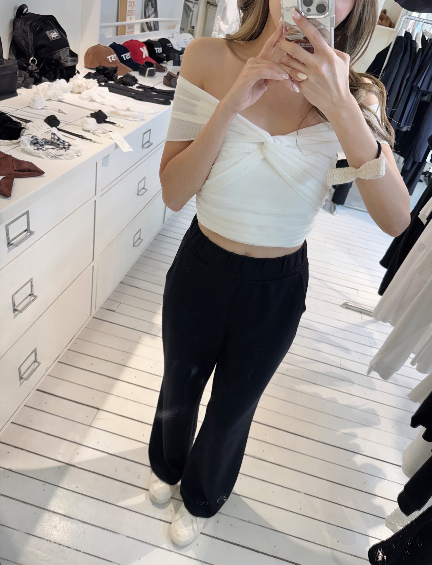 Air ribbon top