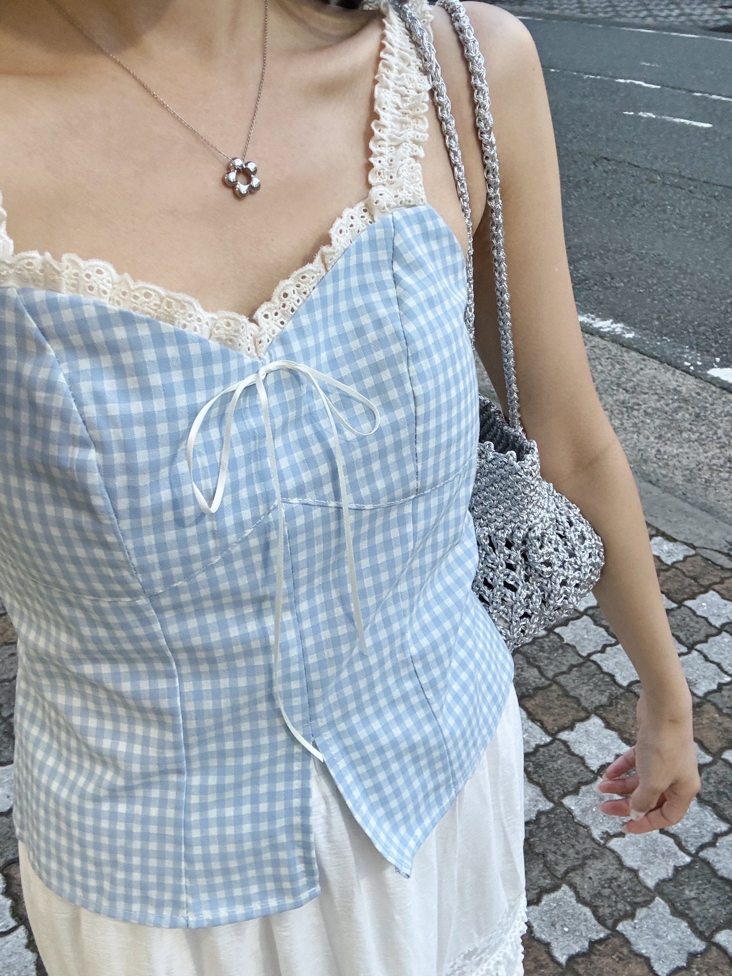 May i bustier
