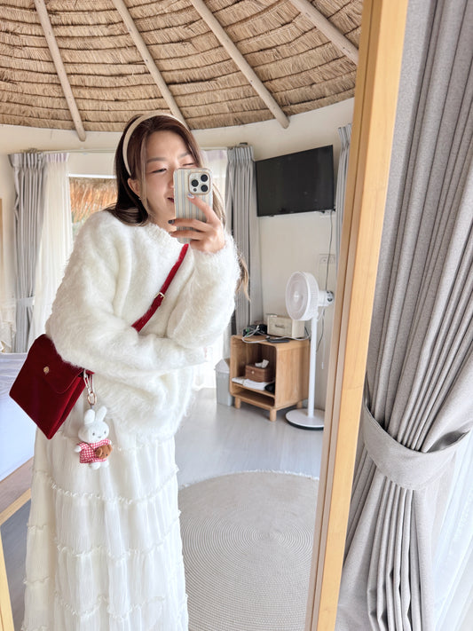 Clouds in the sky knit