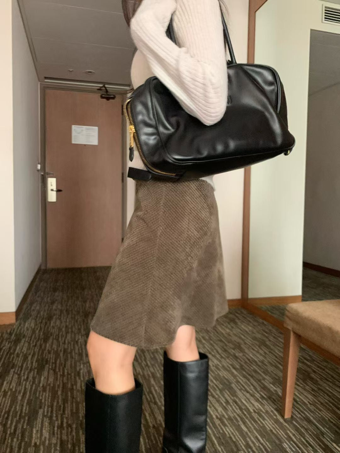 Chrome skirt