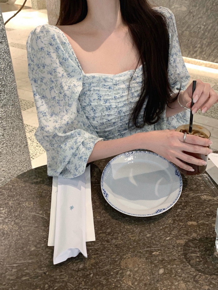 Lily shirring blouse