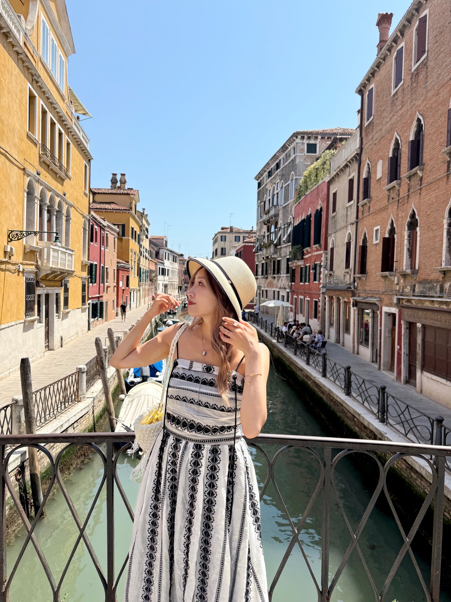 Gondola one-piece