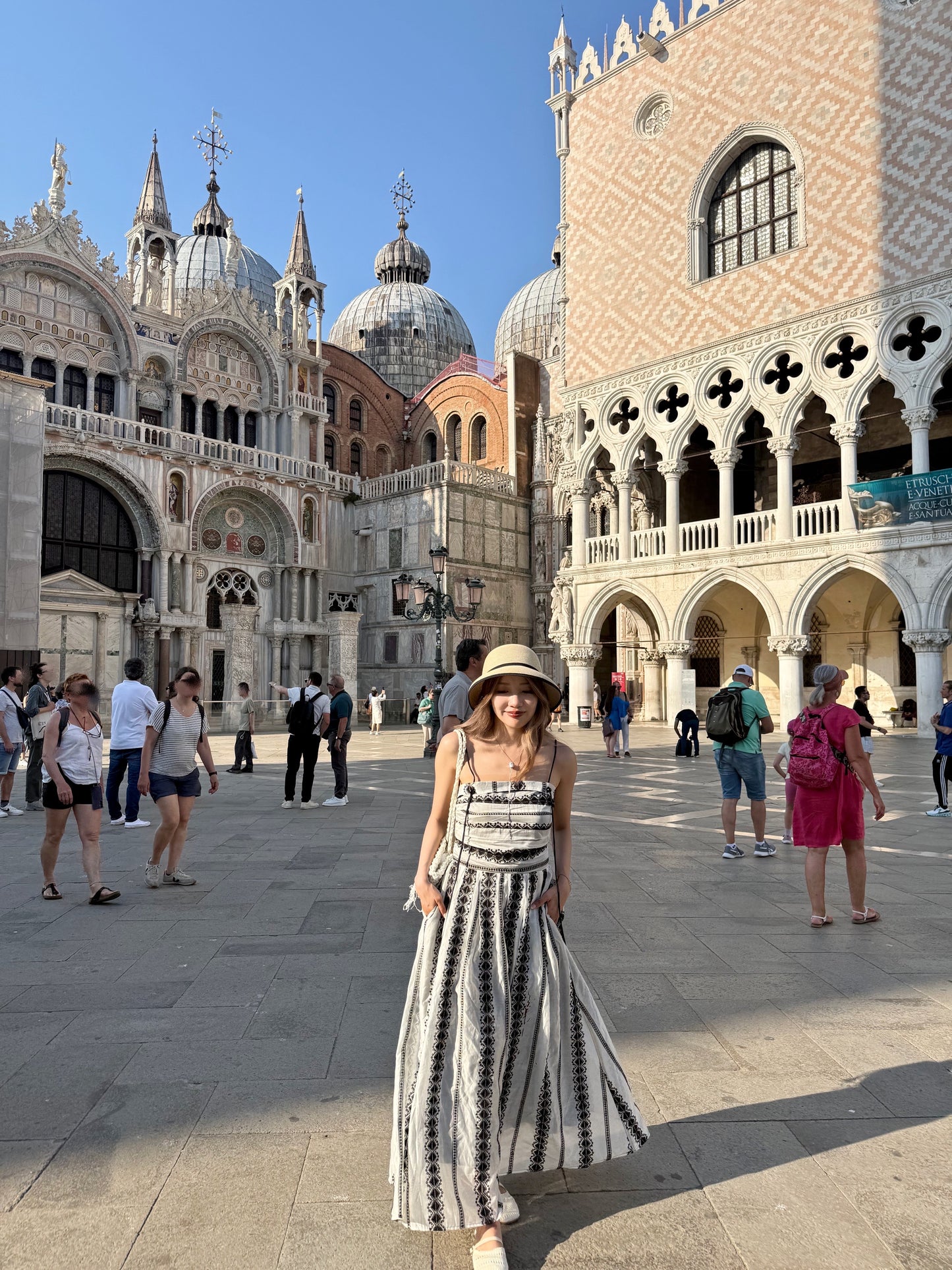 Gondola one-piece