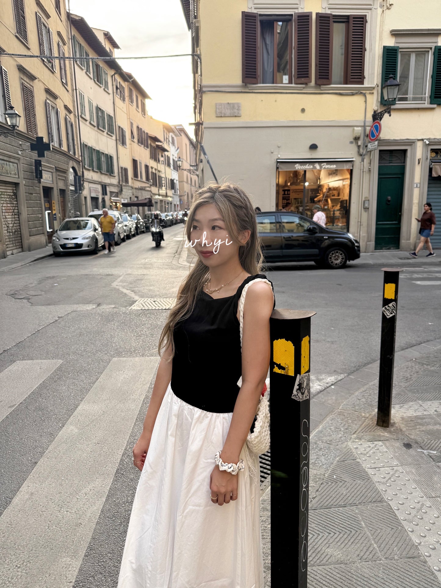 Uffizi one-piece